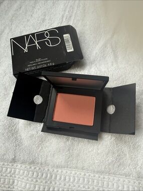 NARS Powder Blush — Forbidden